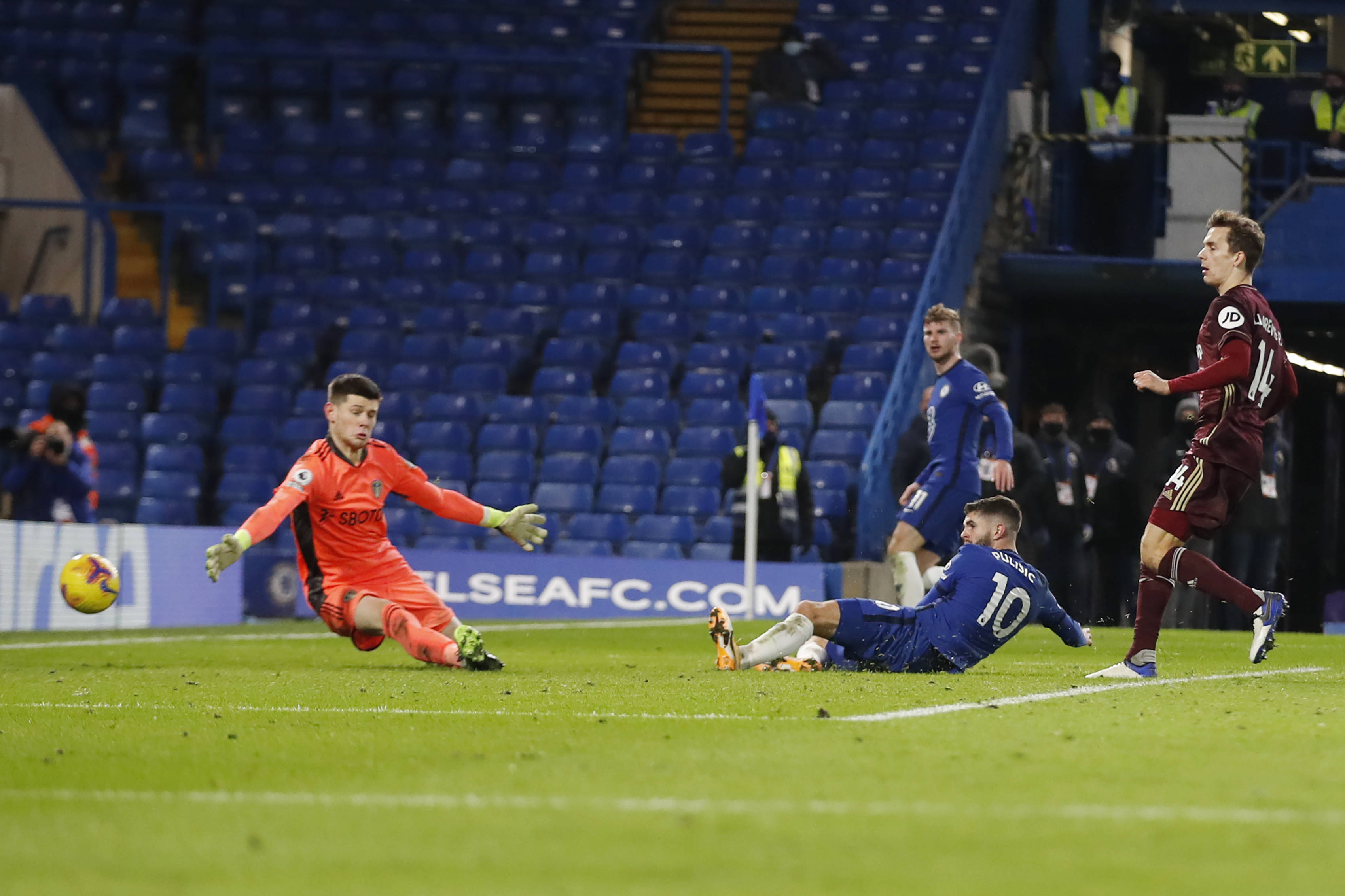 斯图亚尼在 斯图亚尼在